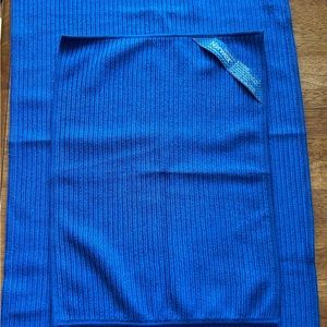 New Norwex kitchen towel and cloth set in Navy.